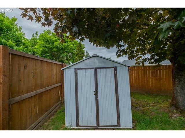 540 Marion Ct, Mt Angel, OR 97362