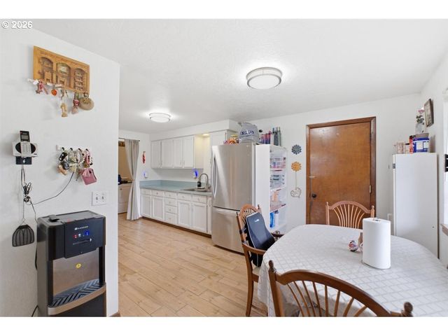 540 Marion Ct, Mt Angel, OR 97362