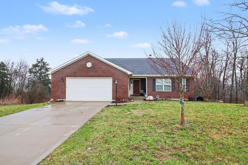 575 Claiborne Drive, Dry Ridge, KY 41035