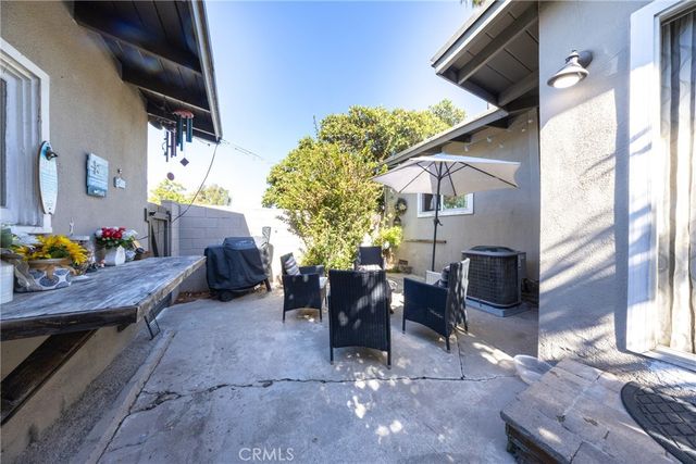1122 W Service, West Covina, CA 91790