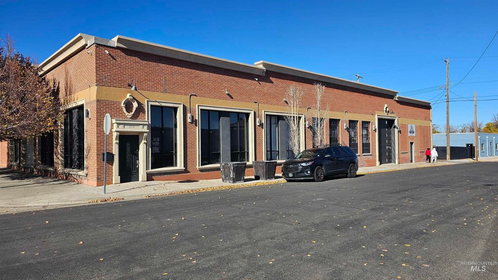 248 Idaho St S., Twin Falls, ID 83301