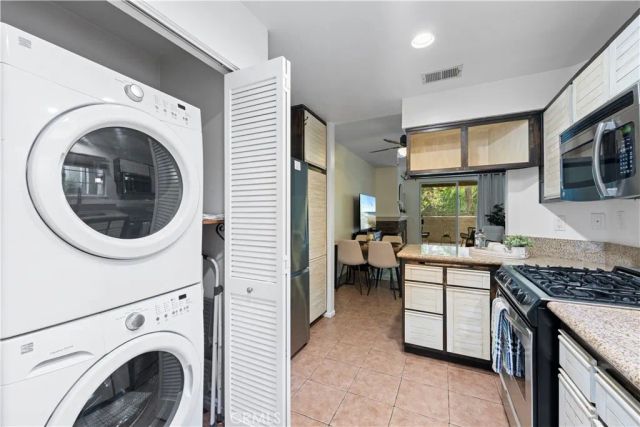 23930 Arroyo Park, Valencia, CA 91355