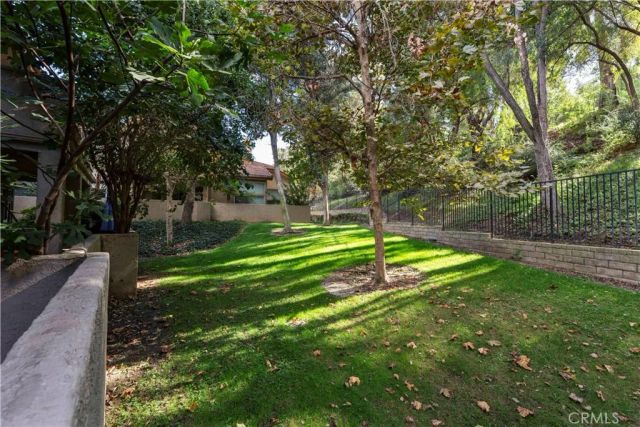 23930 Arroyo Park, Valencia, CA 91355