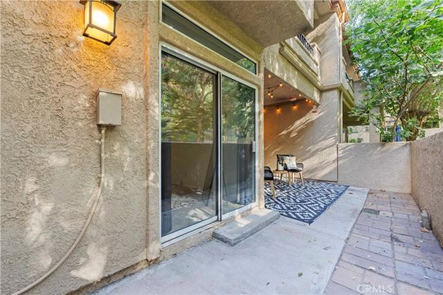 23930 Arroyo Park, Valencia, CA 91355