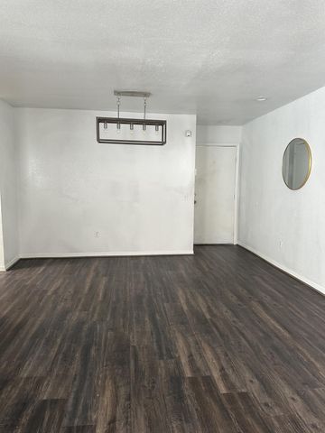 9809 Richmond Avenue E7, Houston, TX 77042