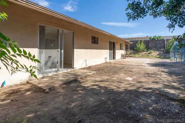 4975 Whipple Way, San Diego, CA 92122