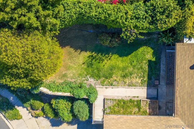 4975 Whipple Way, San Diego, CA 92122