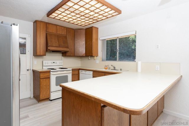 4975 Whipple Way, San Diego, CA 92122