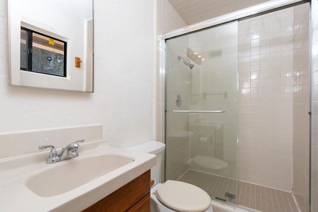 4975 Whipple Way, San Diego, CA 92122