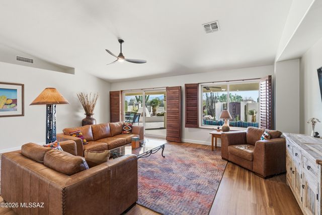 2480 E Glen Canyon Road, Green Valley, AZ 85614