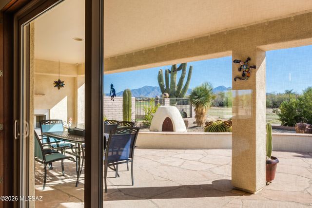 2480 E Glen Canyon Road, Green Valley, AZ 85614