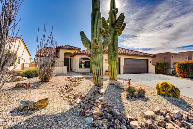 2480 E Glen Canyon Road, Green Valley, AZ 85614