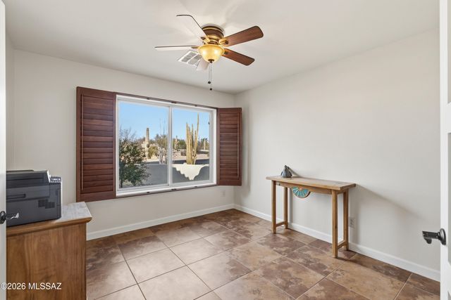 2480 E Glen Canyon Road, Green Valley, AZ 85614