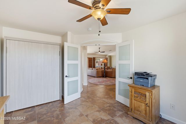 2480 E Glen Canyon Road, Green Valley, AZ 85614