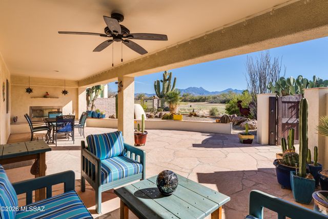 2480 E Glen Canyon Road, Green Valley, AZ 85614