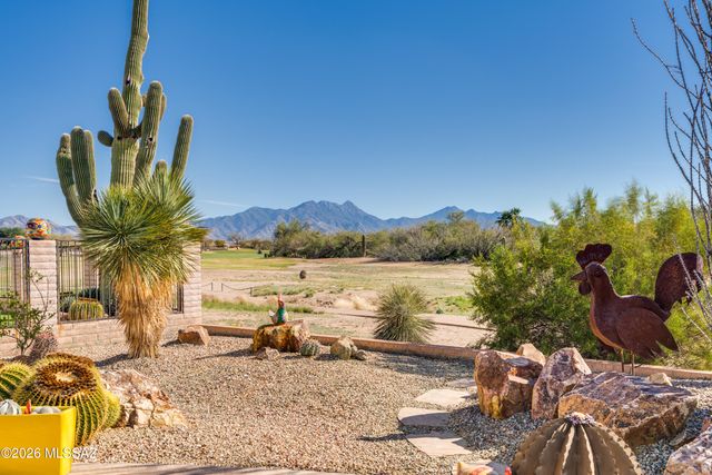 2480 E Glen Canyon Road, Green Valley, AZ 85614