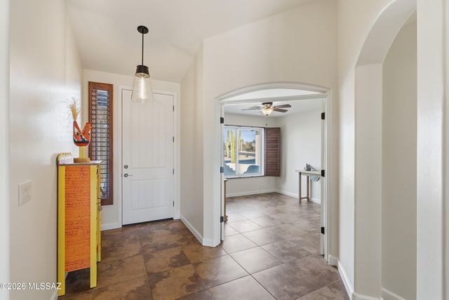 2480 E Glen Canyon Road, Green Valley, AZ 85614