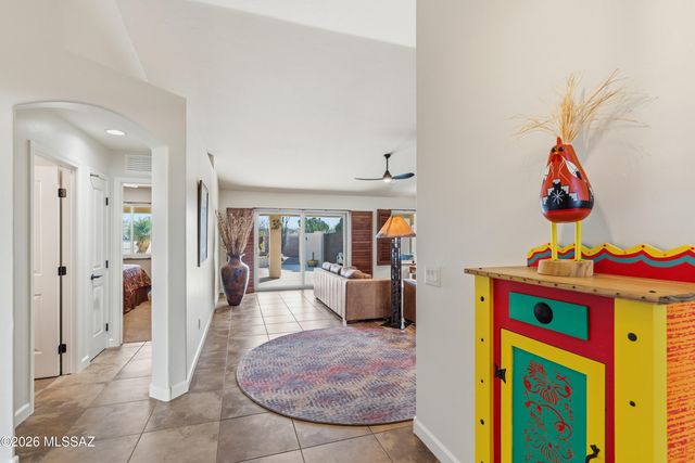 2480 E Glen Canyon Road, Green Valley, AZ 85614