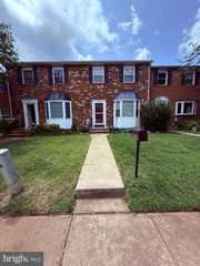 30 SYLVAN PARK CT, Baltimore, MD 21236