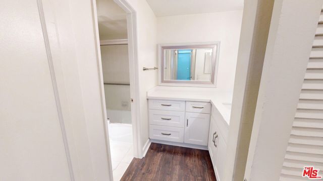 3480 Barham Boulevard 109, Los Angeles, CA 90068