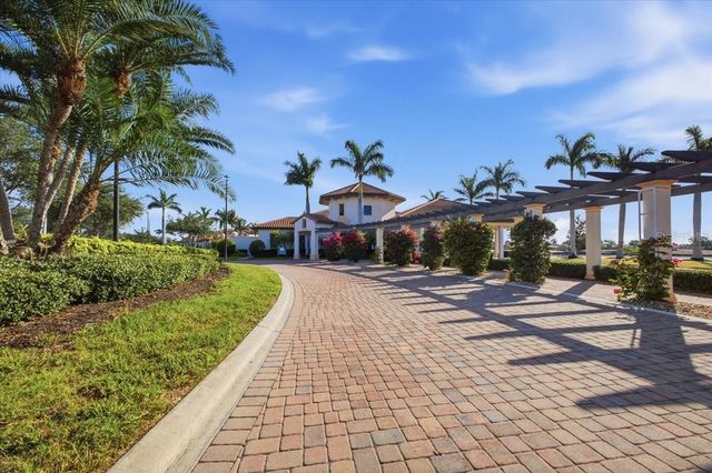 10792 TARFLOWER DRIVE 102, Venice, FL 34293