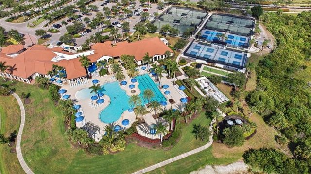10792 TARFLOWER DRIVE 102, Venice, FL 34293