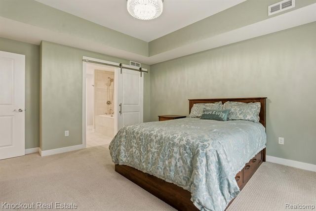 7422 Aspen Creek Drive, Midland, MI 48642