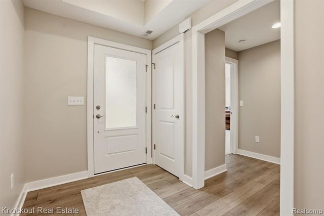 7422 Aspen Creek Drive, Midland, MI 48642