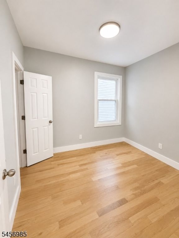 95 Claremont Ave, Jersey City, NJ 07305 — photo 3