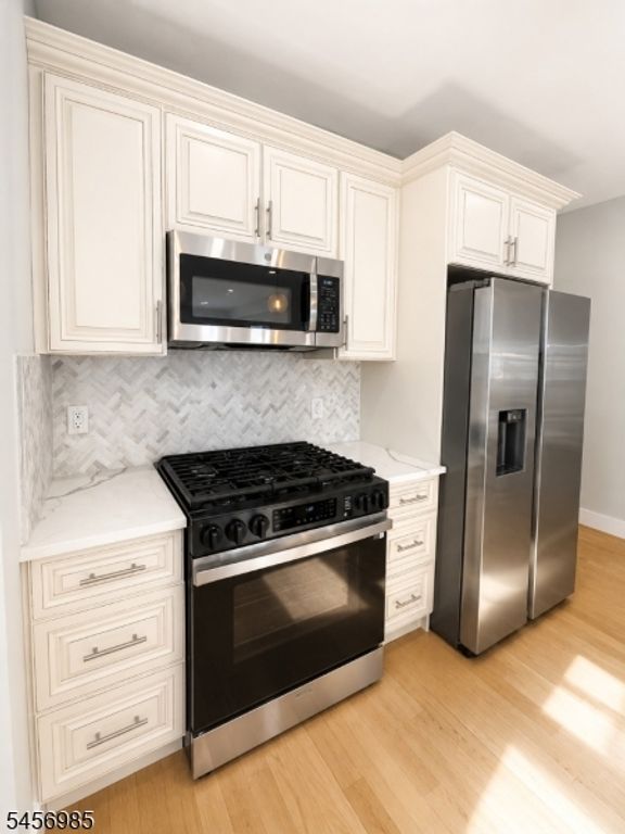 95 Claremont Ave, Jersey City, NJ 07305 — photo 4