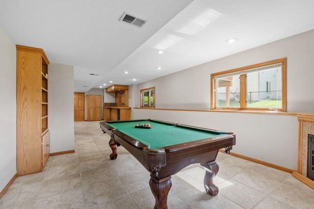 4290 Cottonwood Lane N, Plymouth, MN 55441