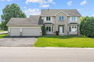 4290 Cottonwood Lane N, Plymouth, MN 55441