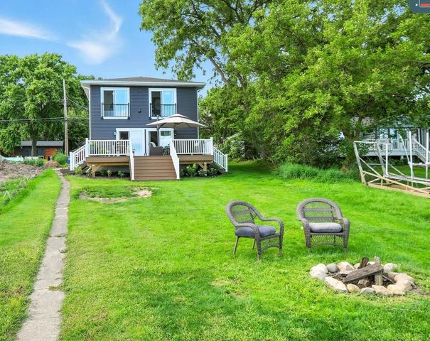 W9595 Lake Drive, Edgerton, WI 53534