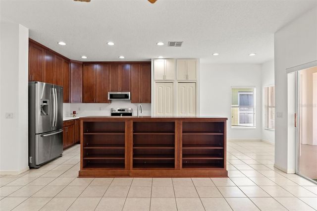 2913 BANYAN HILL LANE, Land O Lakes, FL 34639