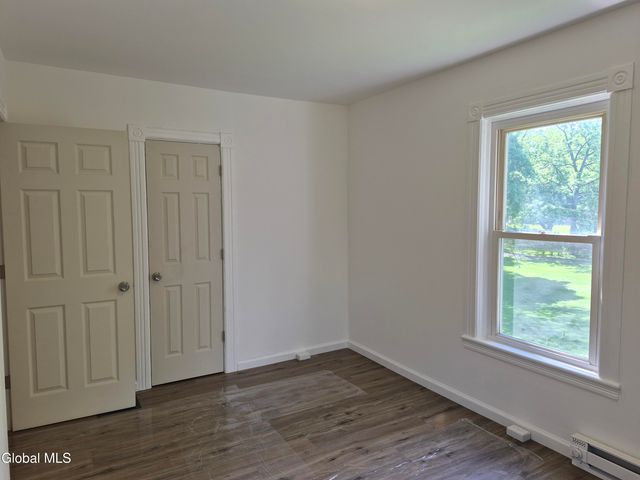 14 Lynch Avenue, Castleton-on-hudson, NY 12033
