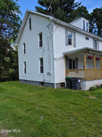 14 Lynch Avenue, Castleton-on-hudson, NY 12033