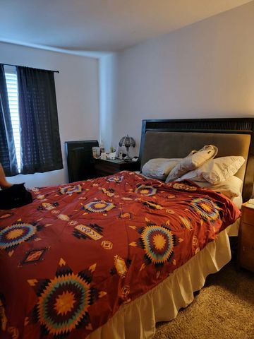 236 George Street B, Bensenville, IL 60106