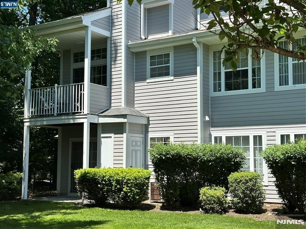 1225 Richmond Road 1225, Mahwah, NJ 07430