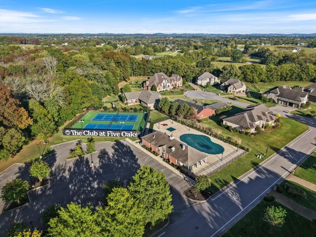 123 Chesapeake Ct, Lebanon, TN 37087