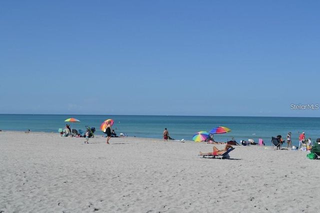 305 MISSION TRAIL W K, Venice, FL 34285