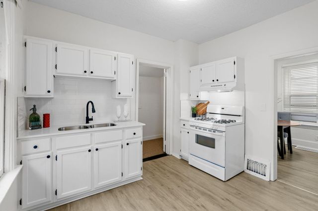 1367 Minnehaha Avenue E, Saint Paul, MN 55106