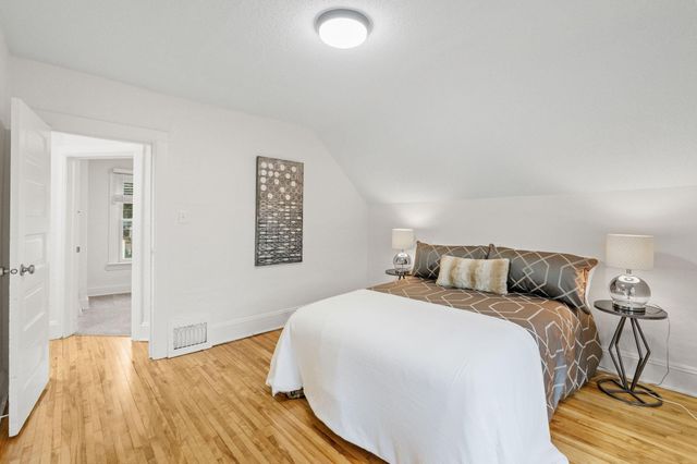 1367 Minnehaha Avenue E, Saint Paul, MN 55106