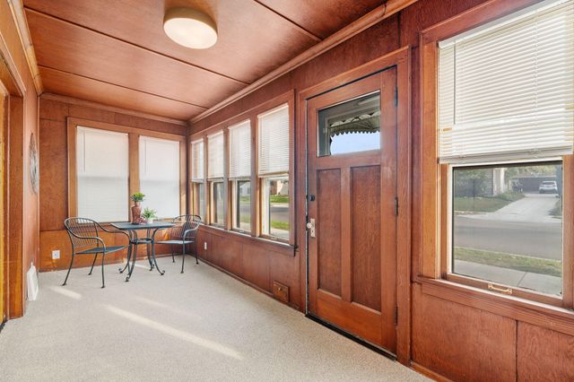 1367 Minnehaha Avenue E, Saint Paul, MN 55106