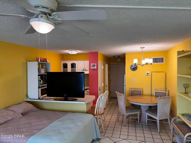 8817 S Thomas Drive A517, Panama City, FL 32408