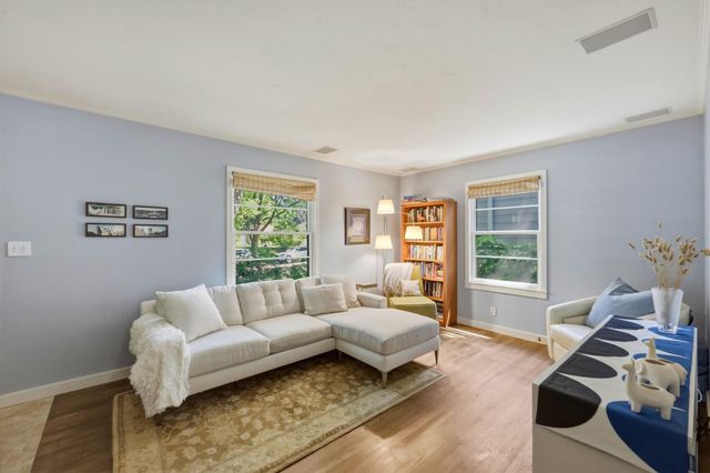 5434 Vincent Avenue S, Minneapolis, MN 55410