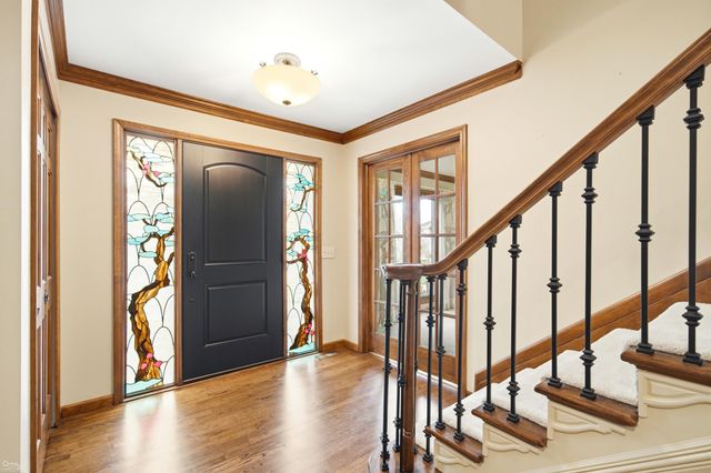 1095 Hathaway Rising Street, Rochester Hills, MI 48306