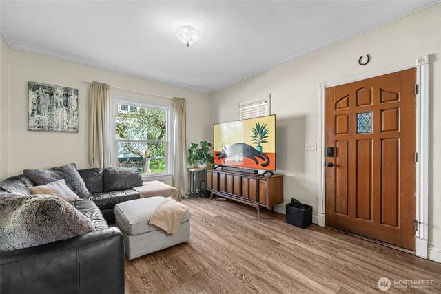 1216 Pine Avenue NE, Olympia, WA 98506