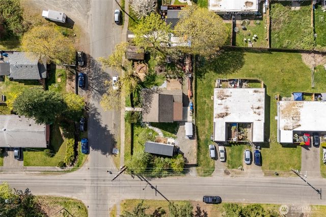 1216 Pine Avenue NE, Olympia, WA 98506