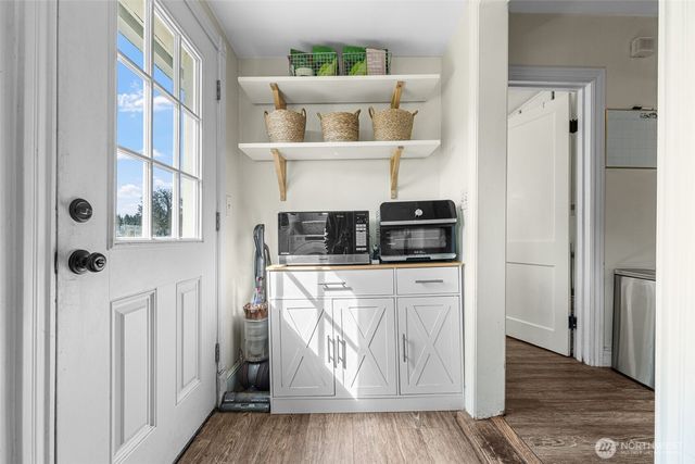 1216 Pine Avenue NE, Olympia, WA 98506