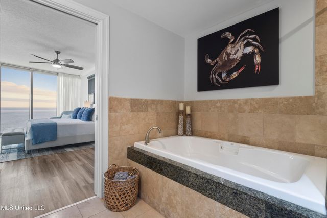 2060 Beach Boulevard, 1605, Biloxi, MS 39531